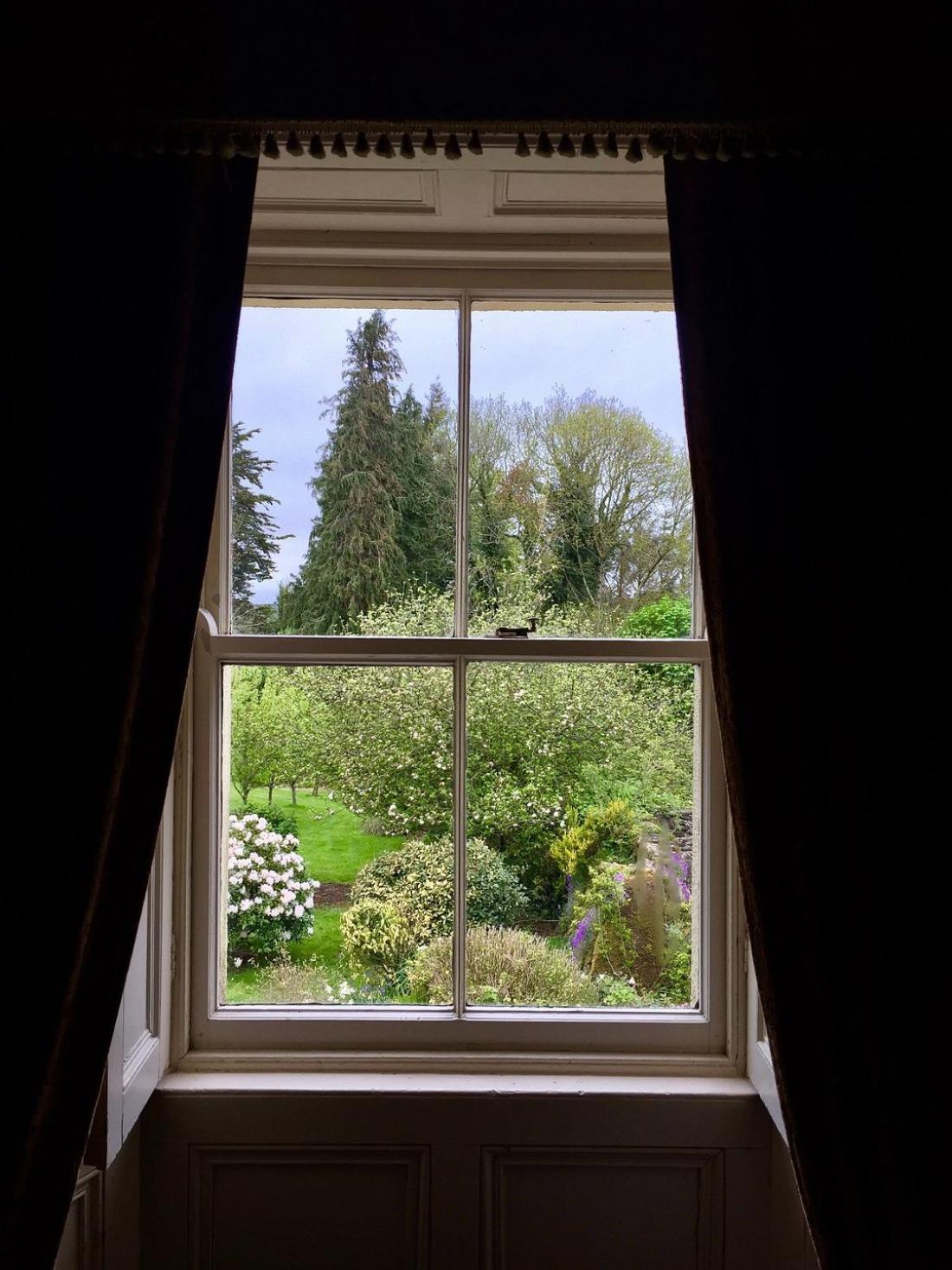 Clone Country House Охрим Экстерьер фото The view from the window of the room where the first meeting of the RSPB was held