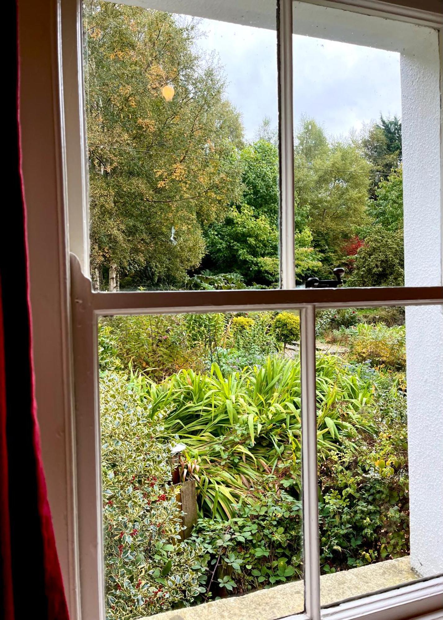 Clone Country House Охрим Экстерьер фото The garden at the Old Vicarage